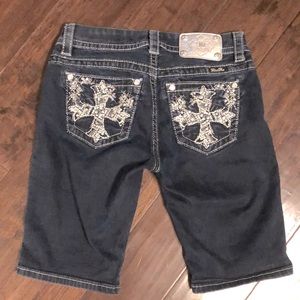 Miss Me Bermuda Shorts Size 26. Mid-rise